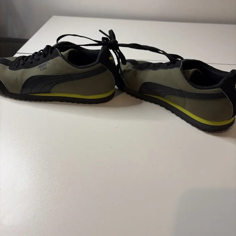 Puma Roma Classic Suede Kids Shoe Black & Olive Green Size 3